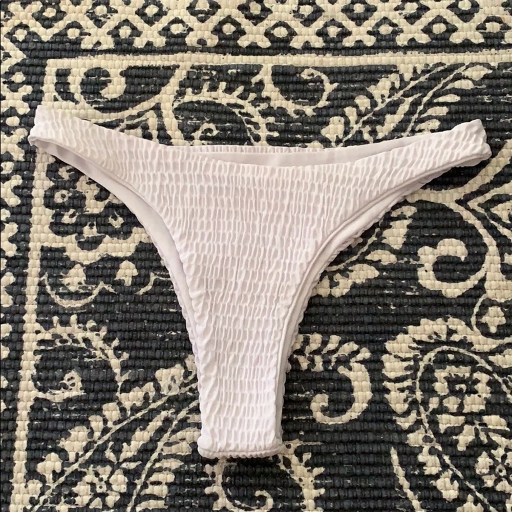 Bikini bottoms
